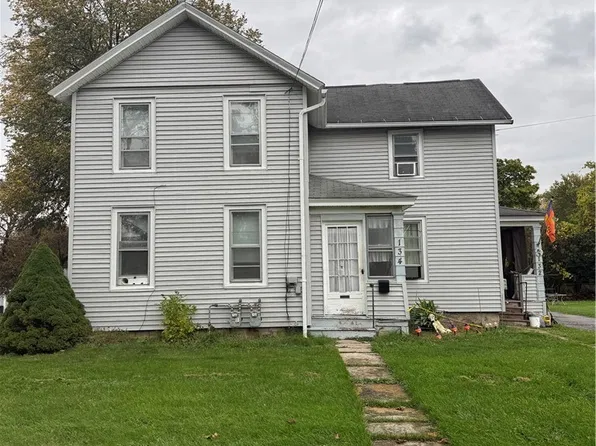 132 N Lewis St, Auburn, NY 13021