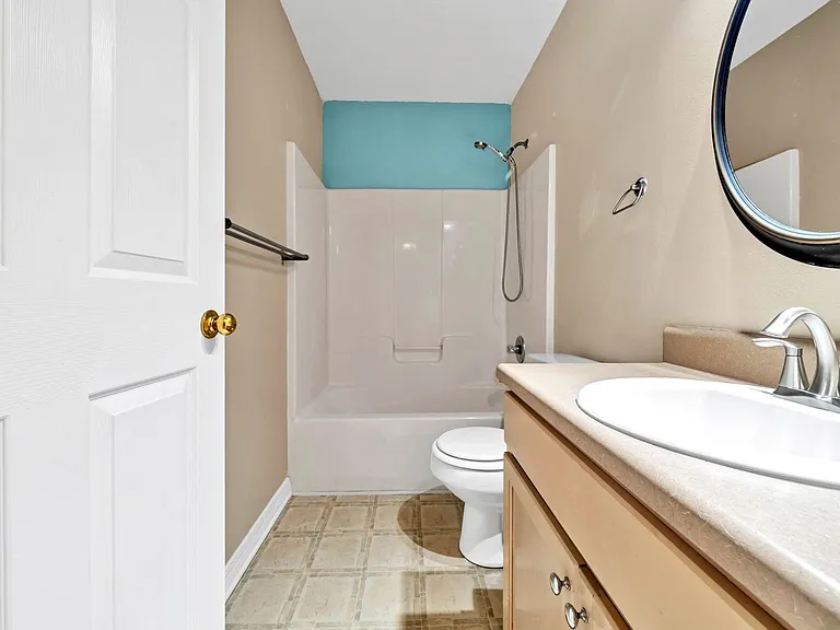 9750 Parker Lake Cir — Photo 23