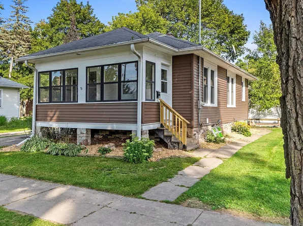 135 Oak STREET, Green Bay, WI 54303