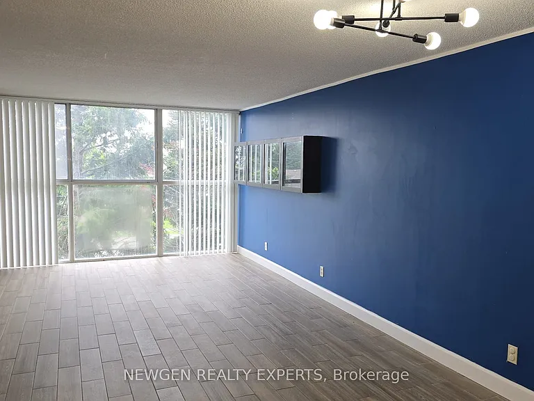 35 Trailwood Dr #312 — Photo 8