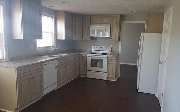 4th image of 8728 Laconia Dr