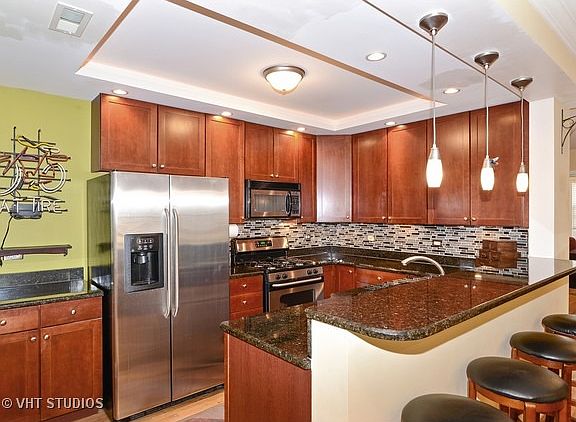 4th image of 6969 N Wolcott Ave APT F2