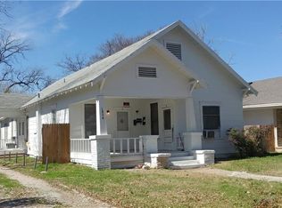 1804 S Henderson St, Fort Worth, TX 76110