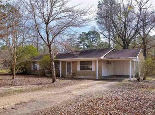 305 Sheperd Dr, Pineville, LA 71360