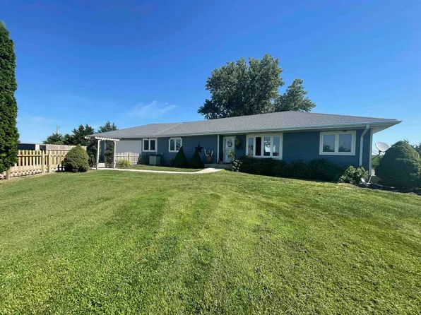 42550 130th Rd, Gibbon, NE 68840