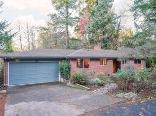 11295 SW Capitol Hwy, Portland, OR 97219