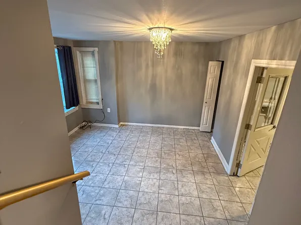 3530 W Flournoy St, Chicago, IL 60624