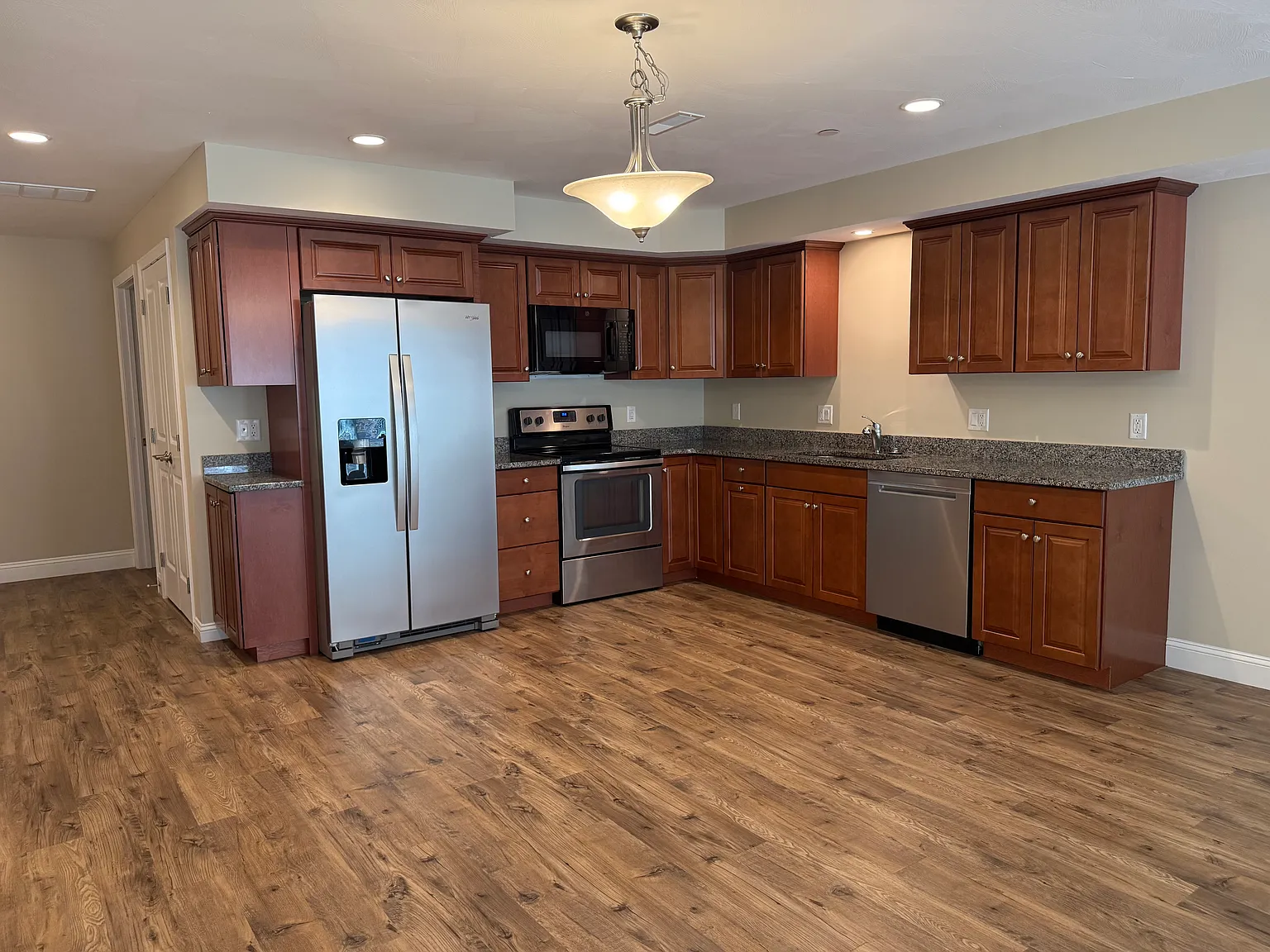 3 Abby Ln — Photo 3