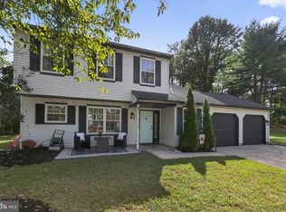 43 Saddle Dr, Mount Laurel, NJ 08054