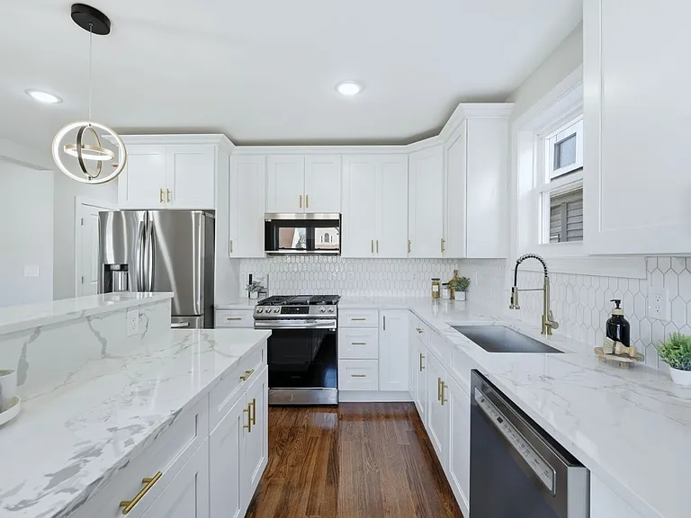 46 Eppirt St #2 — Photo 5