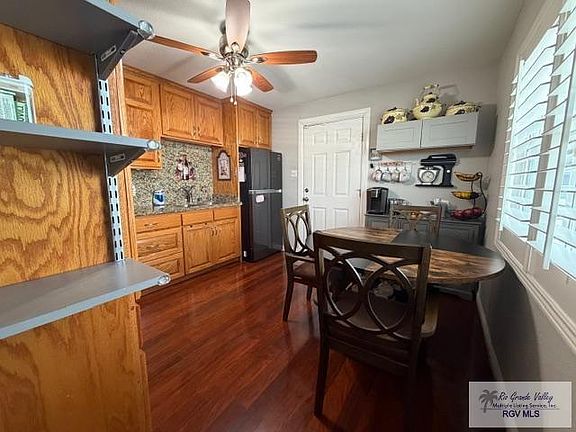 5th image of 1530 Rio Grande St