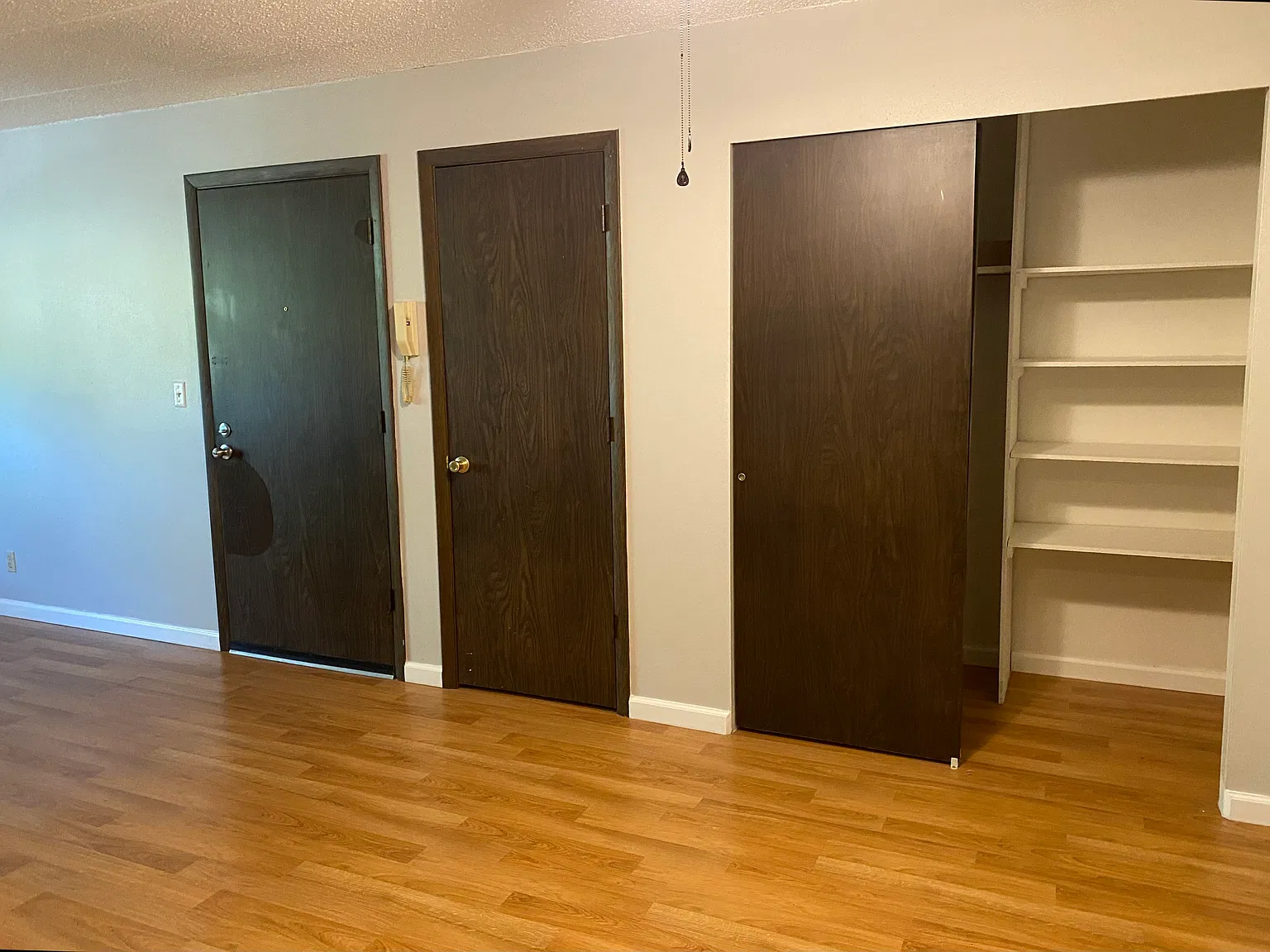 2 bed, 800 sqft, $995 — Photo 4