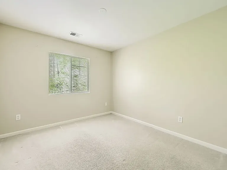 4809 Lucca Dr — Photo 24