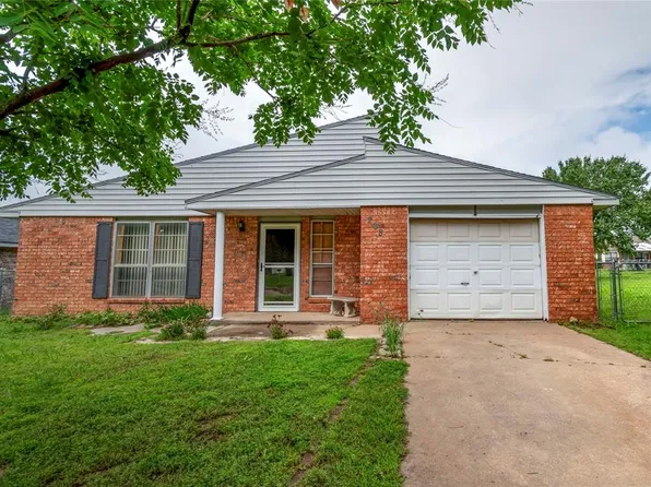 208 S 5th St, Stroud, OK 74079