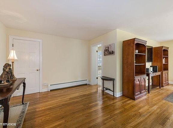 3rd image of 814 Wenonah Ave