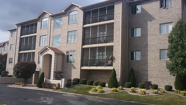 1st image of 18610 Pine Lake Dr APT 1C