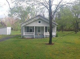 220 W Gilliam St, Covington, VA 24426