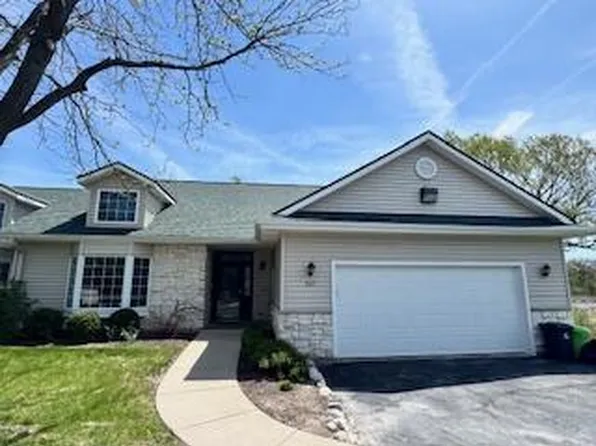 267 Cardinal LANE, Hartland, WI 53029