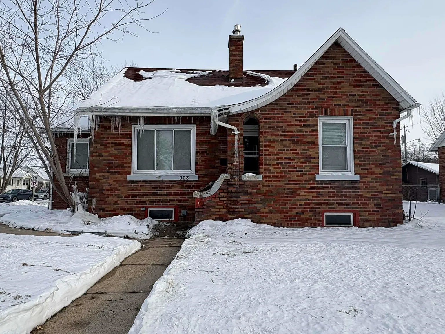 903 Kimball Ave photo 1