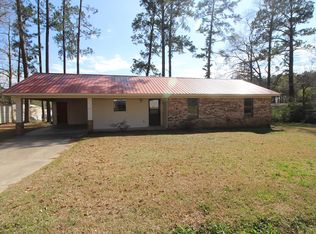 10 N R Thornton Dr, Laurel, MS 39443