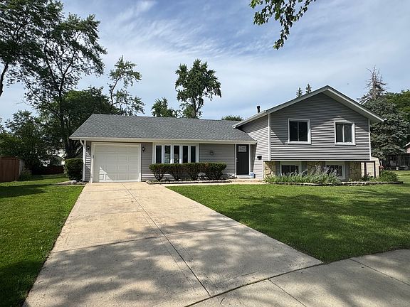 4th image of 1812 Downey Ct