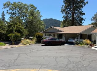 703 Brookside Cir, Rogue River, OR 97537