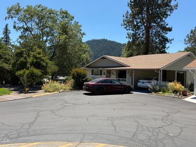 703 Brookside Cir, Rogue River, OR, 97537