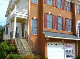 25248 Lyon Ter, Chantilly, VA 20152