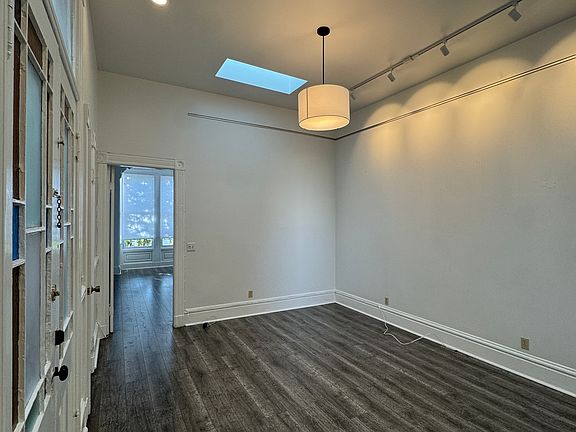 2nd image of 3894 18th St