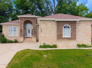 2240 Killington Dr, Clarksville, TN 37040