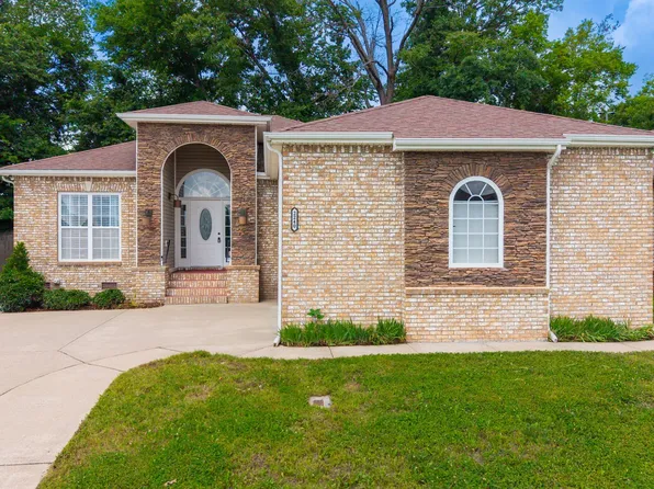 2240 Killington Dr, Clarksville, TN 37040