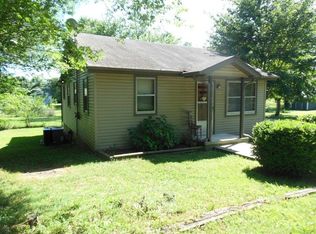 413 W 2nd St, Mountain View, MO 65548