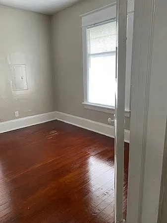 623 Elm Ave SW #A — Photo 9