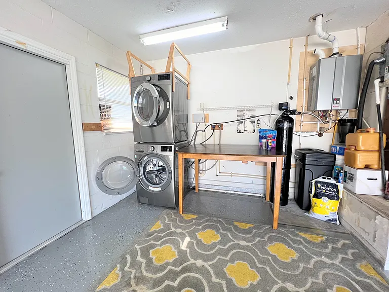 8718 Master Link Ct — Photo 53
