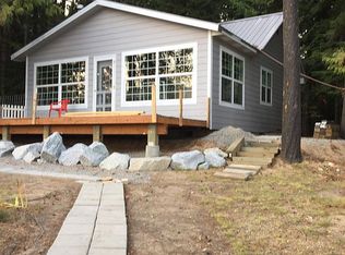 124 Schaefers Beach Dr, Newport, WA 99156