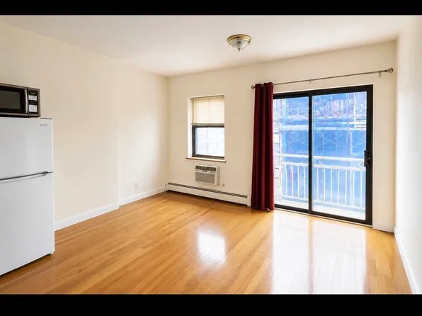 294 Broome Street image 1 of 5