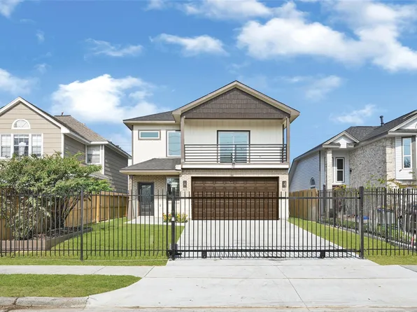 4802 Tracemeadow Dr, Houston, TX 77066