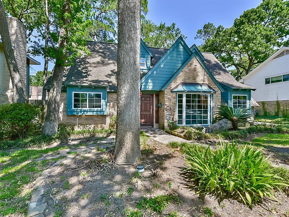 1st image of 414 Winter Oaks Dr