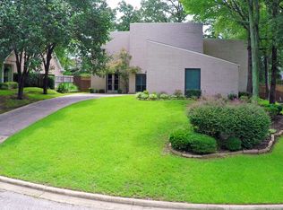 1004 Lovers Ln, Longview, TX 75604
