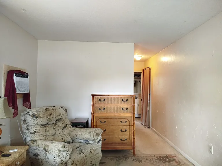 Zephyr Rd — Photo 18
