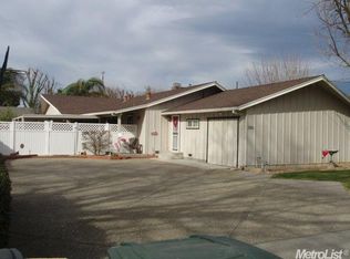 395 Sycamore Ave, Gustine, CA 95322