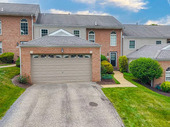 7071 Clubview Dr, Bridgeville, PA 15017