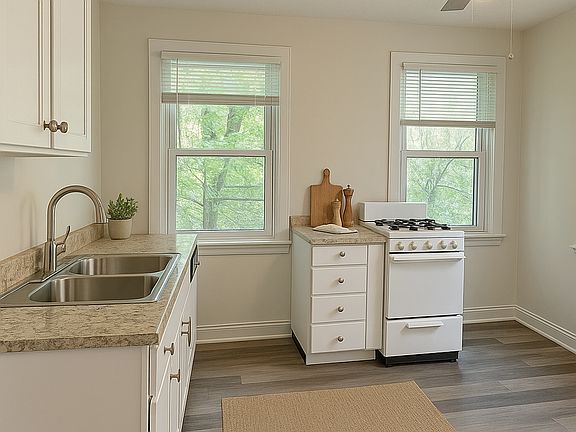 3rd image of 809 S Fred Shuttlesworth Cir #3