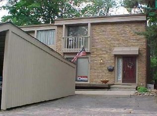 1481 Oakbrook E #25, Rochester, MI 48307