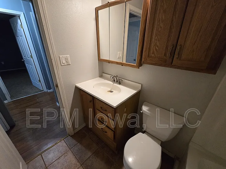 1407 Robin Rd — Photo 16