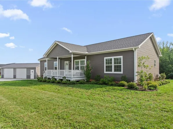 34 Paschal Rd, Yanceyville, NC 27379