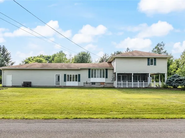 6981 Clapper Rd, Wolcott, NY 14590