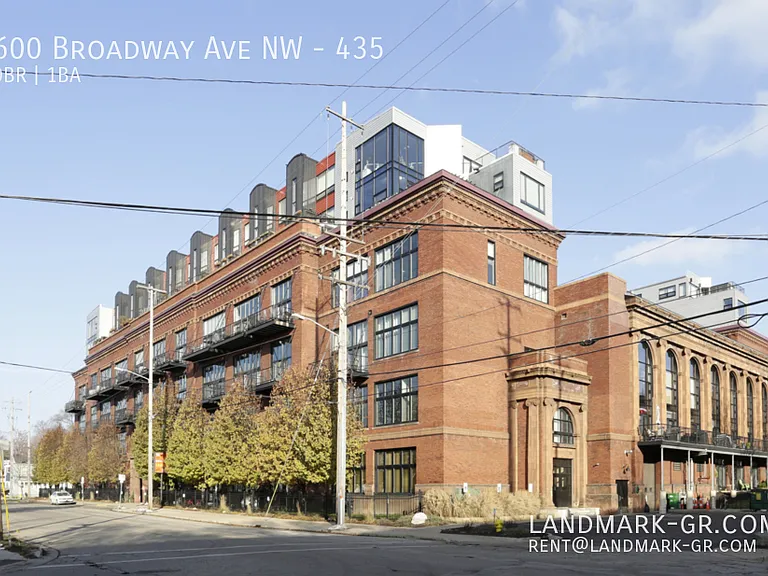 600 Broadway Ave NW #435 — Photo 18