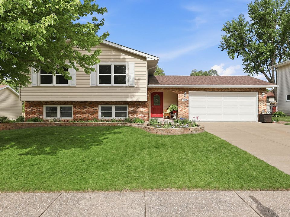 1st image of 3706 Tam O Shanter Dr