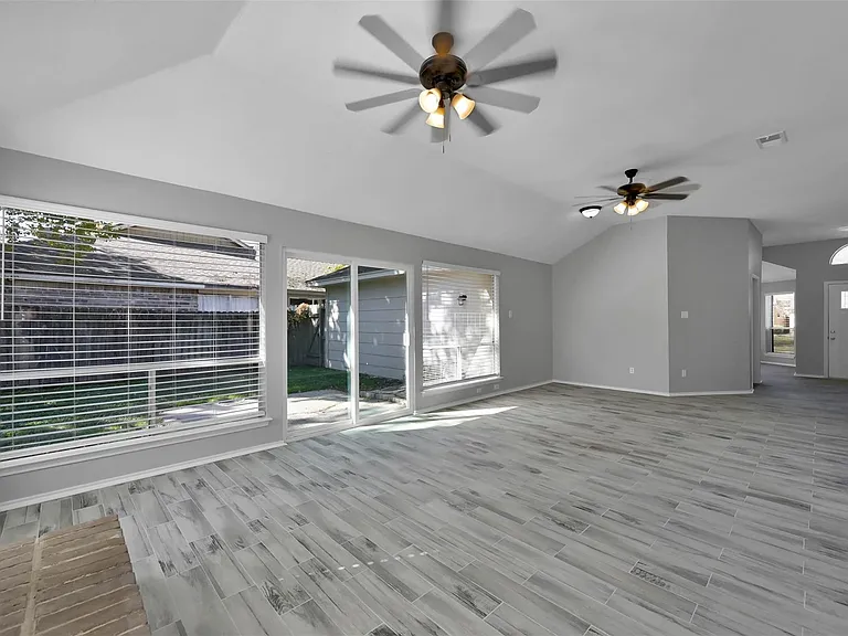 2306 Piddler Dr — Photo 19